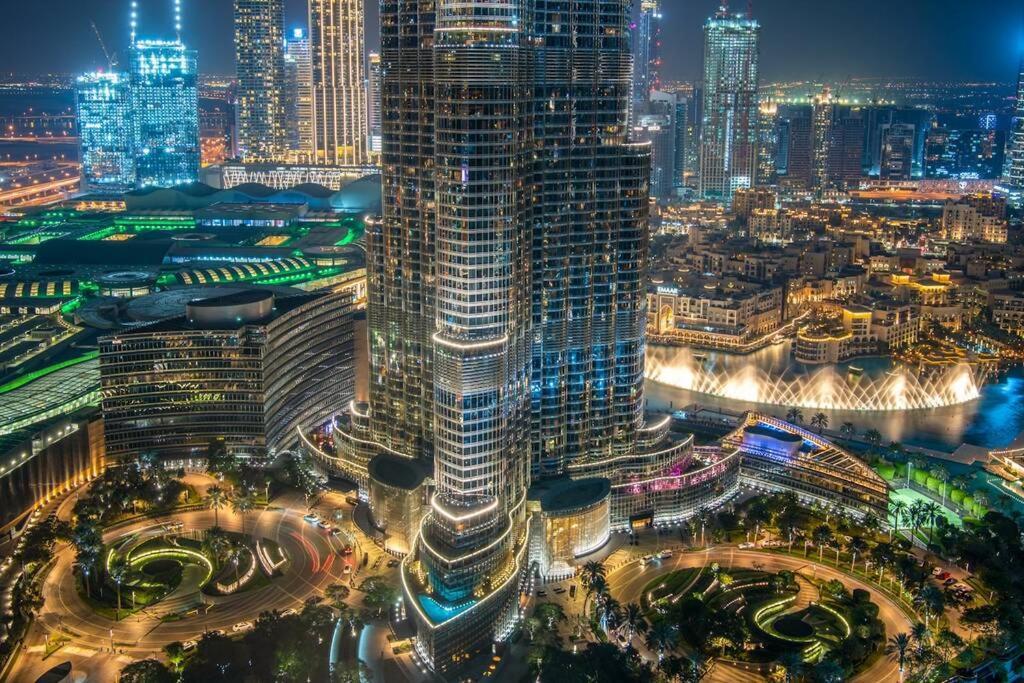 Appartamento First Class 2Br With Full Burj Khalifa And Fountain View Dubai Esterno foto
