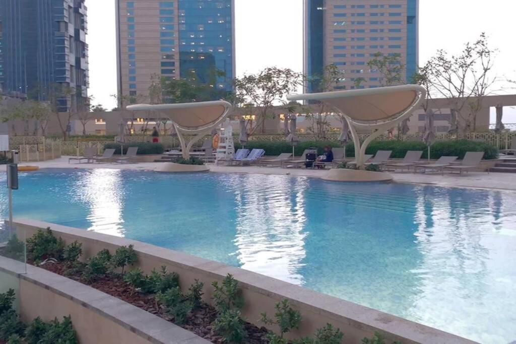 Appartamento First Class 2Br With Full Burj Khalifa And Fountain View Dubai Esterno foto